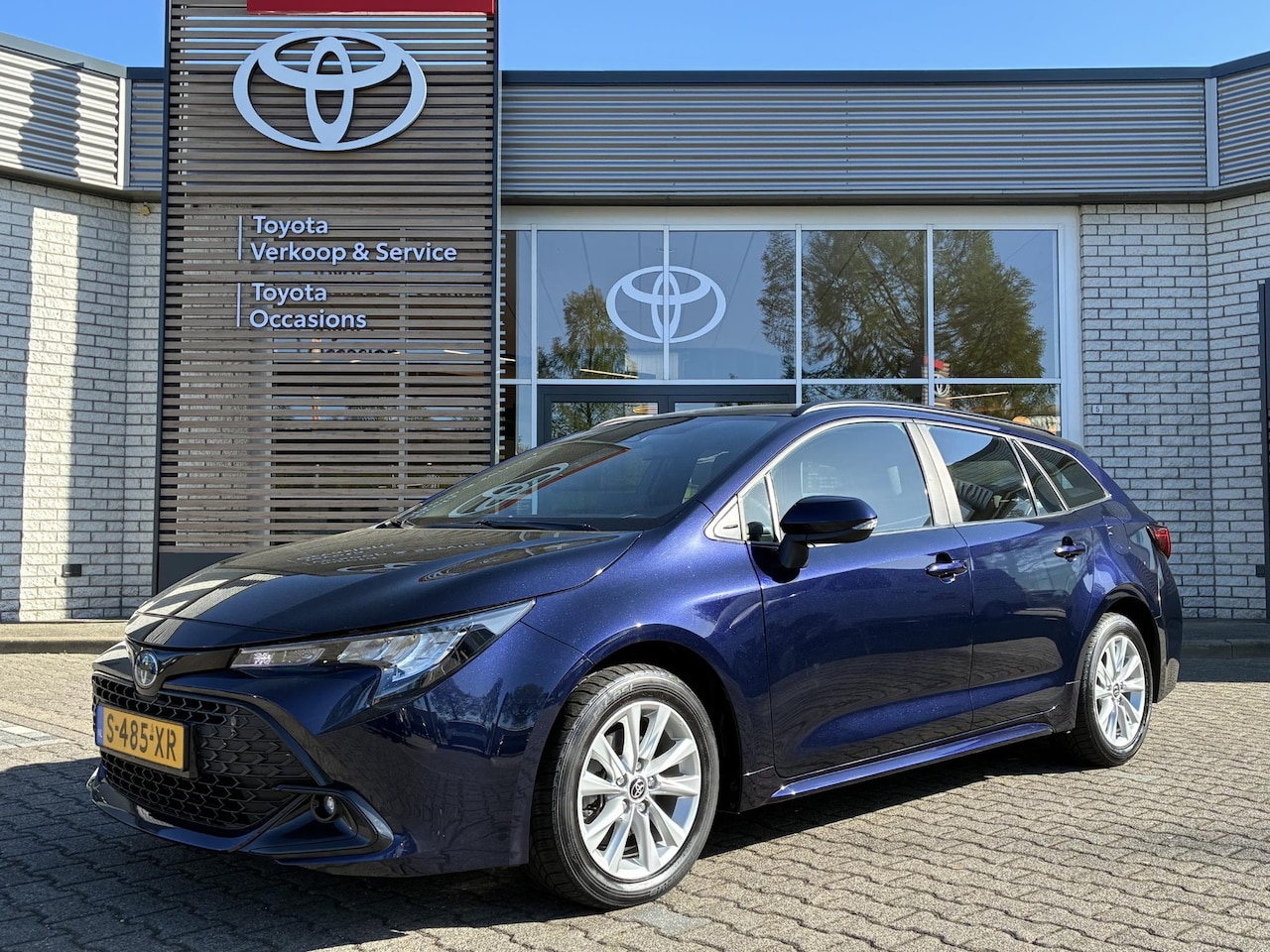 Toyota Corolla Touring Sports - HYBRID 140 BUSINESS NL-AUTO APPLE/ANDROID CLIMA LM-VELGEN BLUETOOTH AD-CRUISE CAMERA DAB+ - AutoWereld.nl
