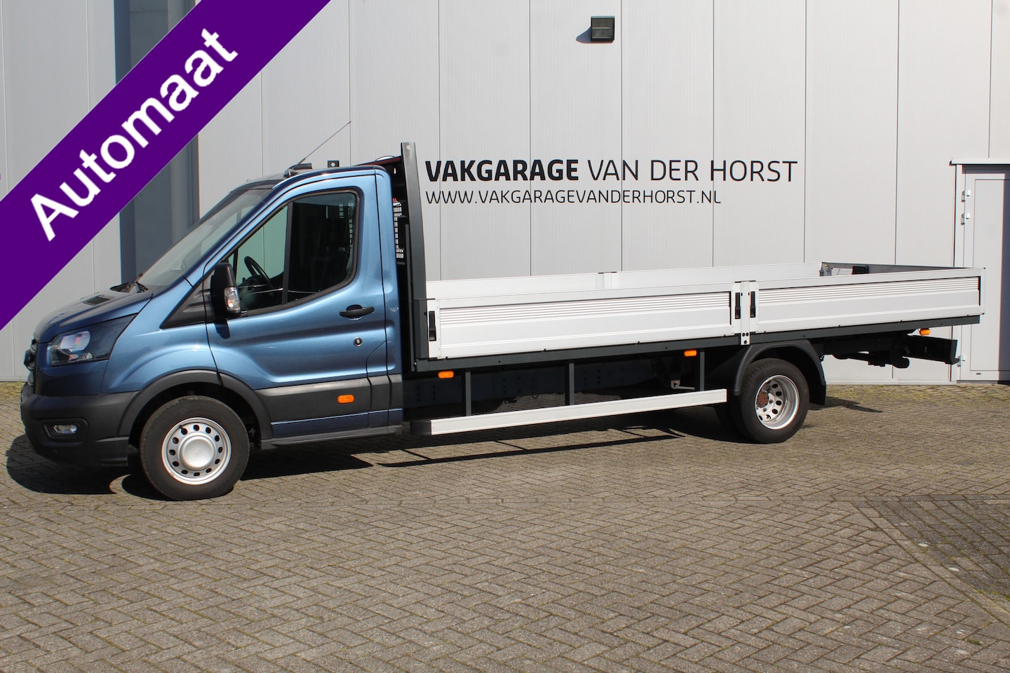 Ford Transit - 350 2.0-165pk TDCI L5H1 Trend RWD Chassis enkele cabine met open laadbak AUTOMAAT ! Unieke - AutoWereld.nl