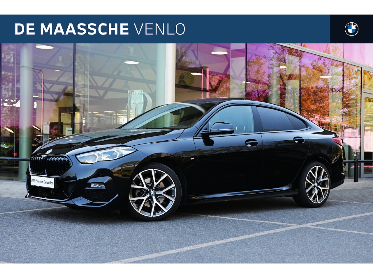 BMW 2-serie Gran Coupé - 218i M Sport Automaat / Panoramadak / Sportstoelen / Comfort Access / Achteruitrijcamera / - AutoWereld.nl