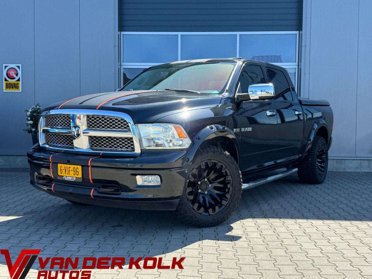 Dodge Ram 1500 - 5.7 V8 Crew Cab 5'7 Laramie | Panorama | CarPlay | Camera | Leder | Stoel/Stuurwiel Verwar - AutoWereld.nl