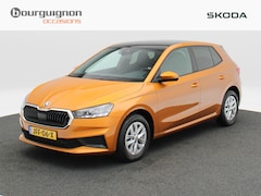 Skoda Fabia - 1.0 TSi 110 Pk Automaat | Panorama dak | Parkeersensoren | Cruise Control | Stoel Verwarmi