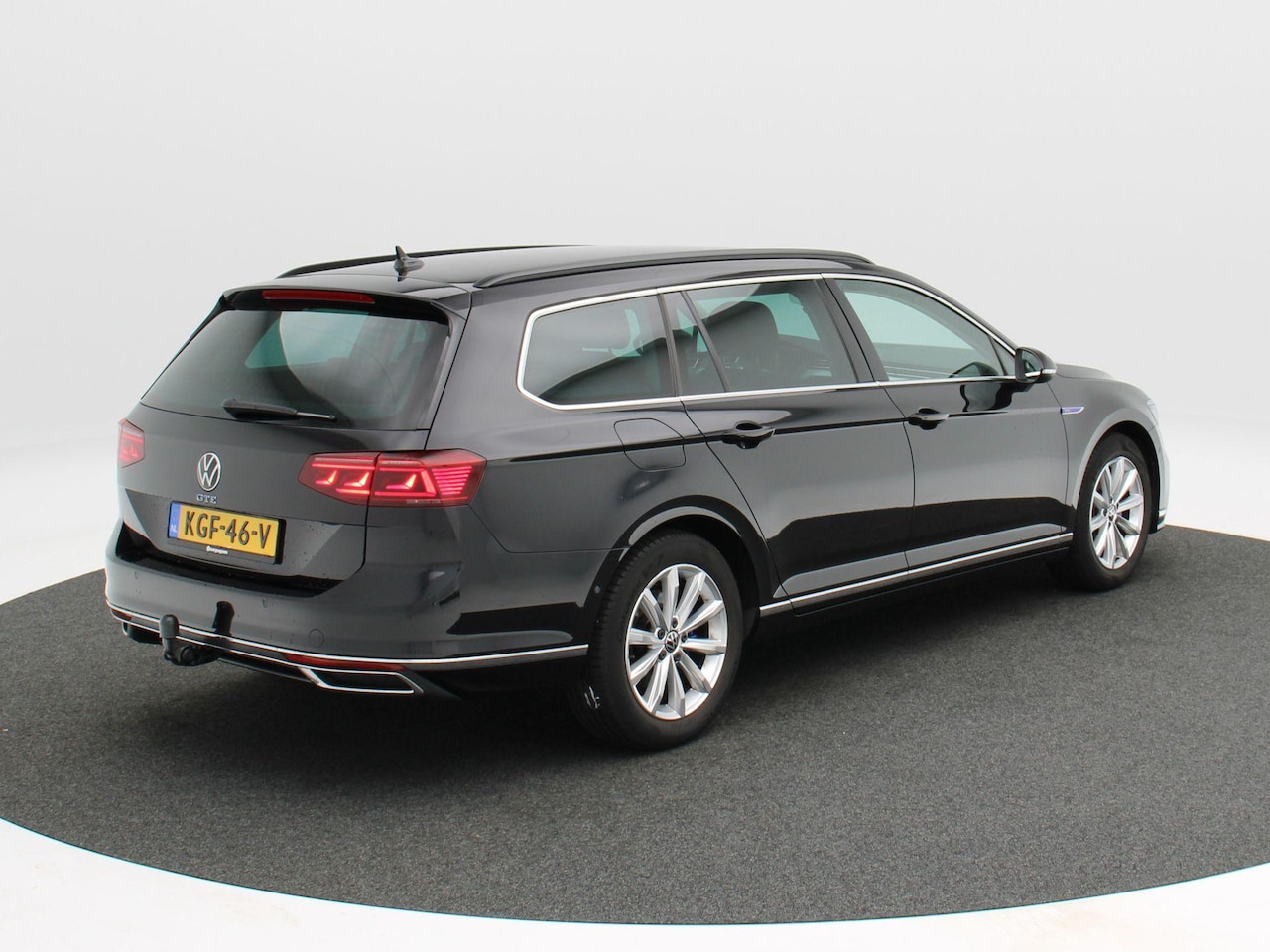 Volkswagen Passat Variant - 1.4 TSi 218 Pk Automaat PHEV GTE Business | Full LED | Stoelverwarming | Adaptive Cruise | - AutoWereld.nl
