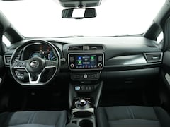 Nissan LEAF - N-CONNECTA 40 KWH (99, &% SOH) | Navi | Warmtepomp | Cruise Adaptief | Camera