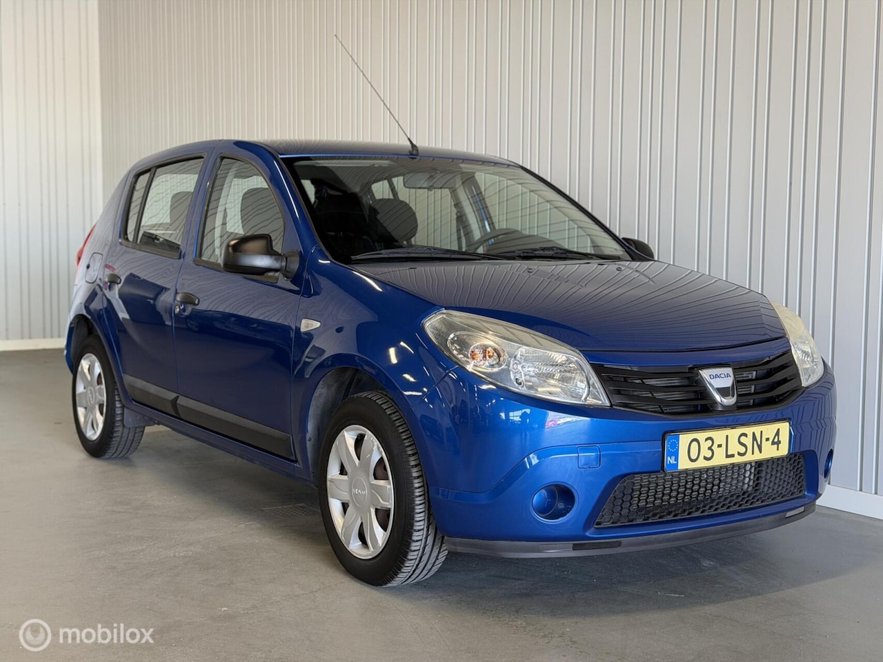 Dacia Sandero - 1.6 Lauréate 1.6 Lauréate - AutoWereld.nl