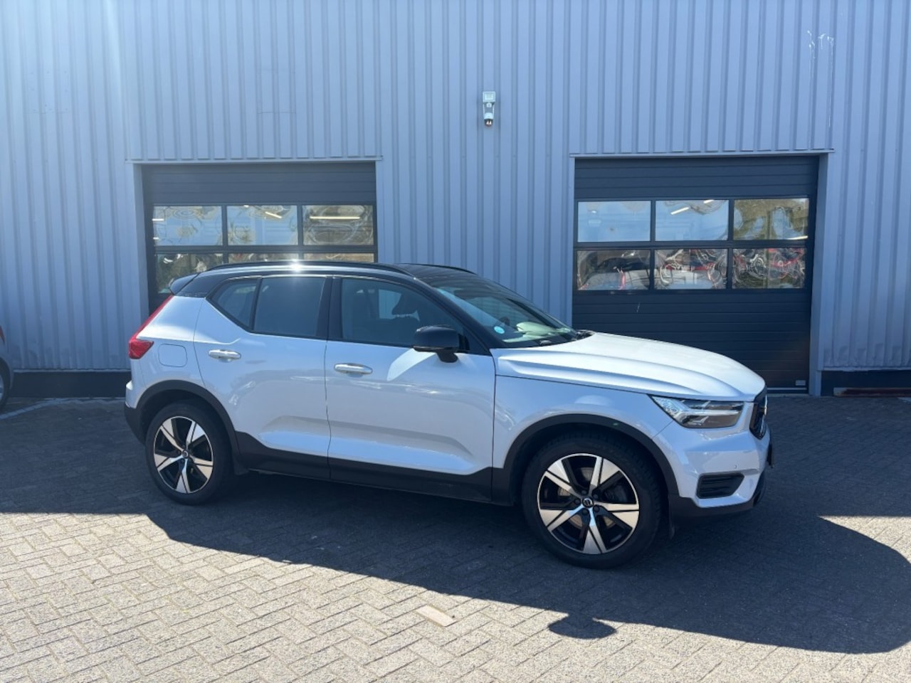 Volvo XC40 - 1.5 T5 Recharge R-design 262 PK Camera I Harman/Kardon I All-in prijs! - AutoWereld.nl