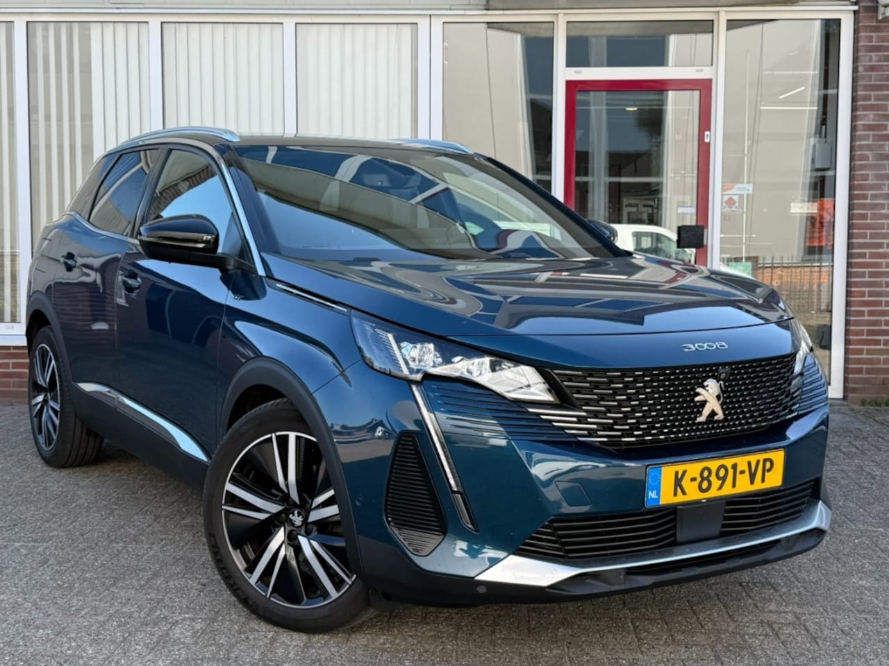 Peugeot 3008 - 1.6 PureTech GT 181 PK Automaat I Alcantara stoelen I LED I Trekhaak I 360 Camera I Stoelv - AutoWereld.nl