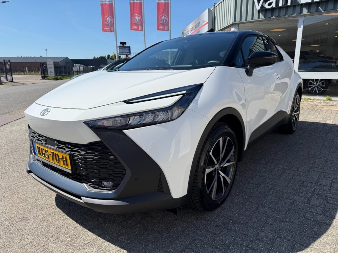 Toyota C-HR - 2.0 Plug-in Hybrid 220 Dynamic - AutoWereld.nl