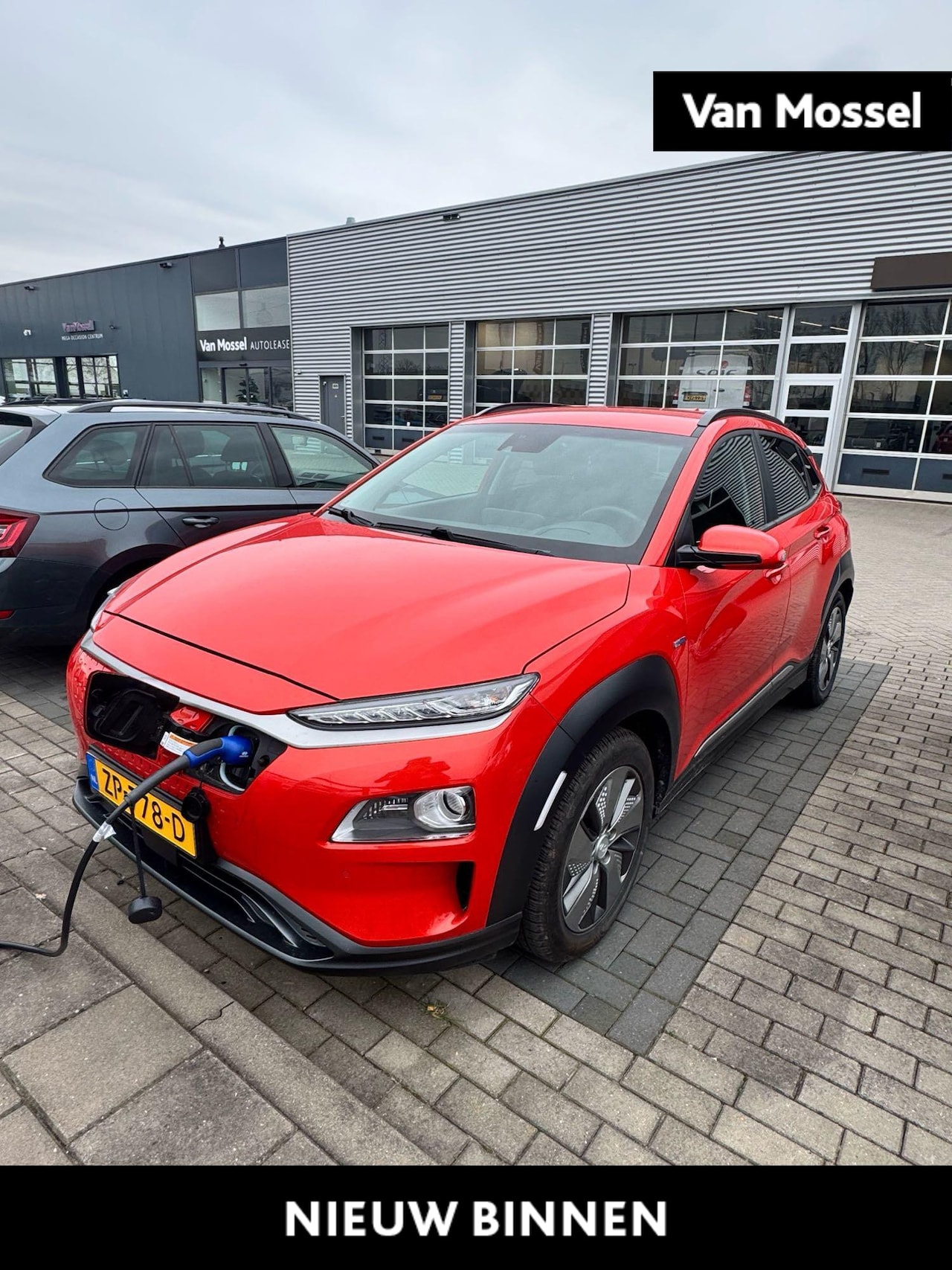 Hyundai Kona Electric - EV Premium 64 kWh Climate Control | Adaptieve Cruise | Stoelverwarming/stoelverkoeling | A - AutoWereld.nl