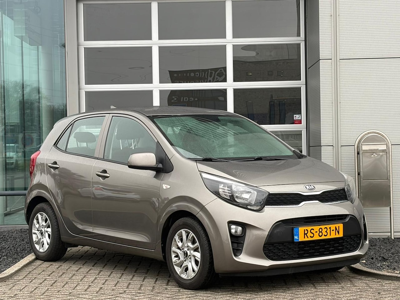 Kia Picanto - 1.0 MPi 67pk 4-zits ComfortPlusLine Navigator | Airconditioning | Navigatie | - AutoWereld.nl