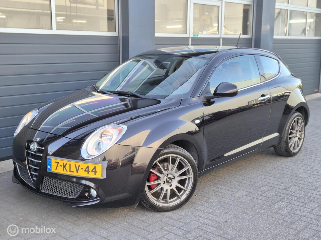 Alfa Romeo MiTo - 1.3 JTDm ECO Business Executive | CARPLAY | CLIMA | PDC | NAVI | LEDER | - AutoWereld.nl