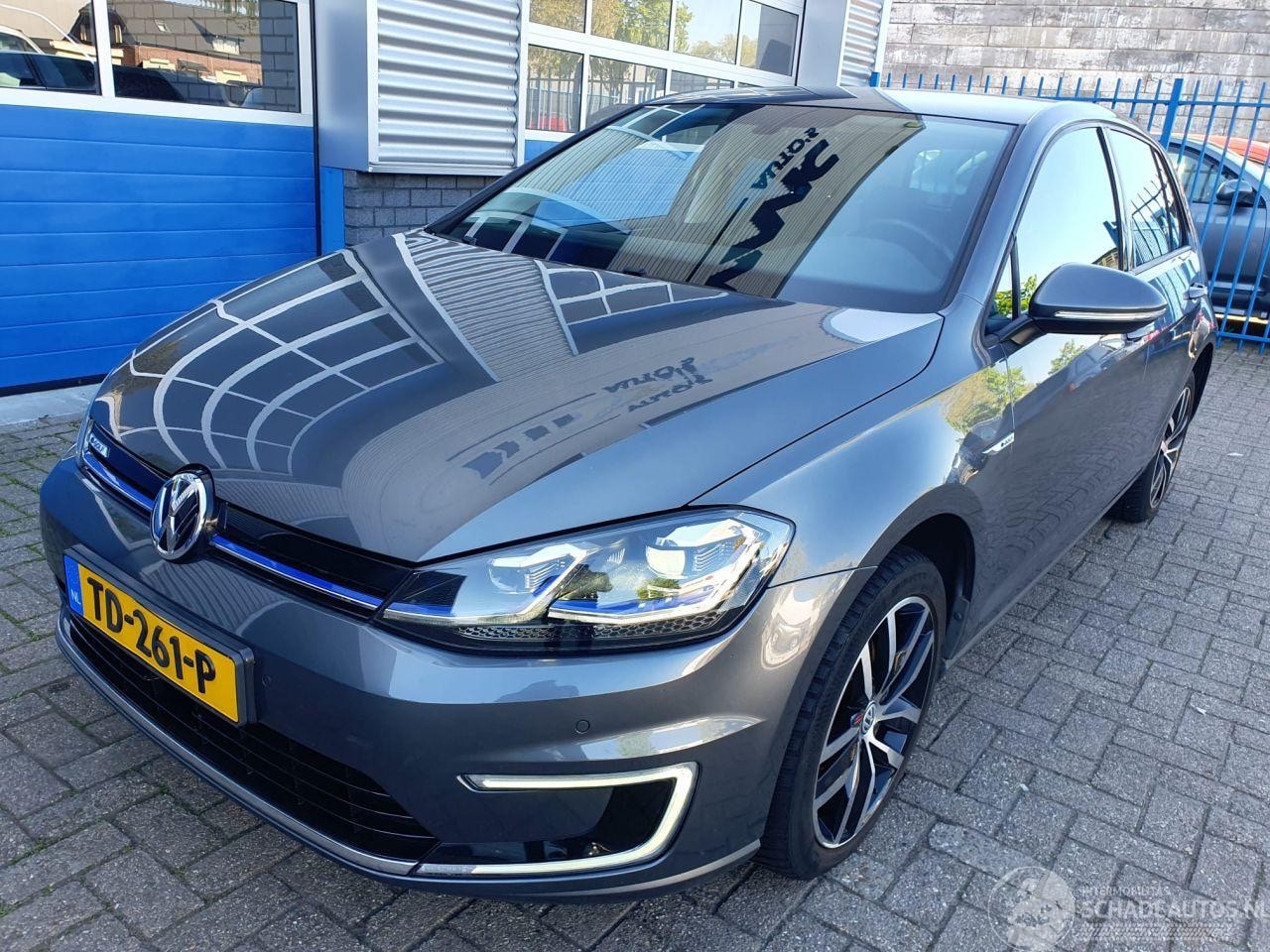 Volkswagen e-Golf - AutoWereld.nl