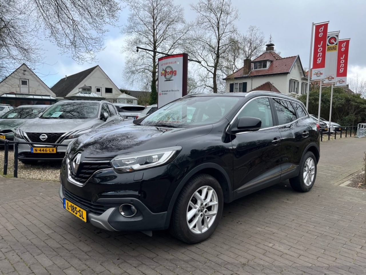 Renault Kadjar - 1.2 TCE INTENS / NAVI / LED / DAB / KEYLESS / CRUISE CTR. / STOELVERWARMING - AutoWereld.nl
