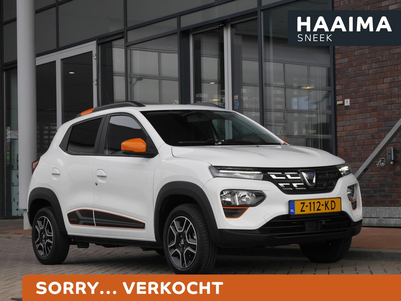 Dacia Spring - Expression 27 kWh | Achteruitrijcamera | Parkeersensoren achter | Lichtmetalen velgen | Ai - AutoWereld.nl