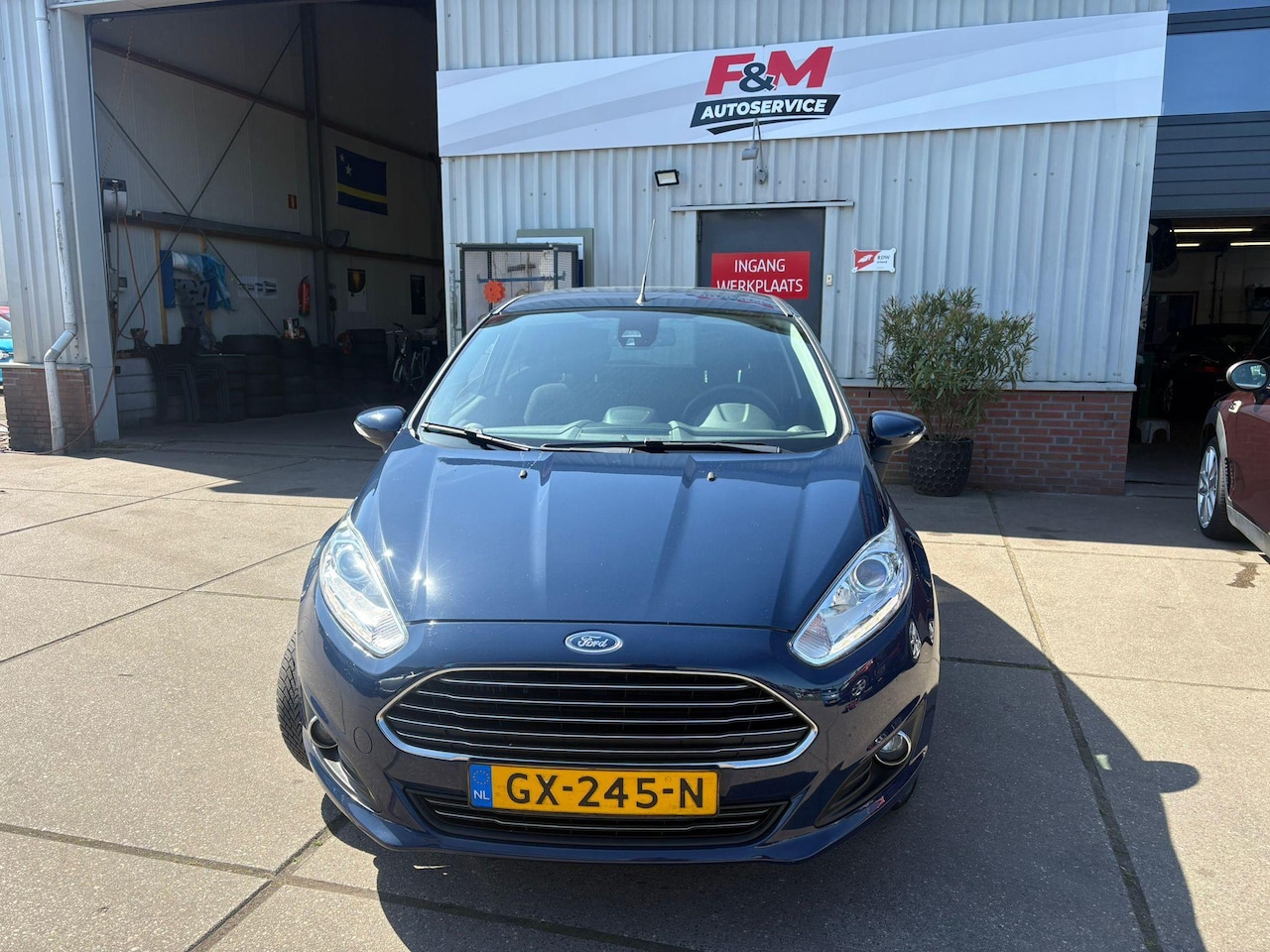 Ford Fiesta - 1.0 EcoBoost Titanium Airco, navi, stoelverwarming, distributieriem is vervangen! - AutoWereld.nl