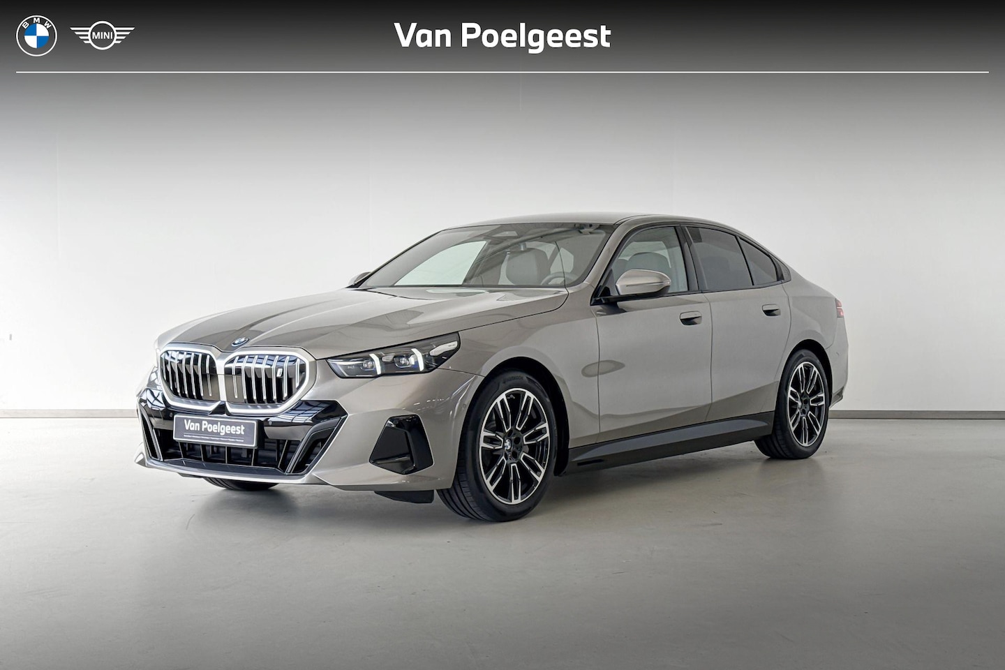 BMW i5 - Sedan eDrive40 M Sport Edition 84 kWh | M Sportpakket | Travel Pack | Comfort Pack | Elect - AutoWereld.nl