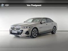 BMW i5 - Sedan eDrive40 M Sport Edition 84 kWh | M Sportpakket | Travel Pack | Comfort Pack | Elect