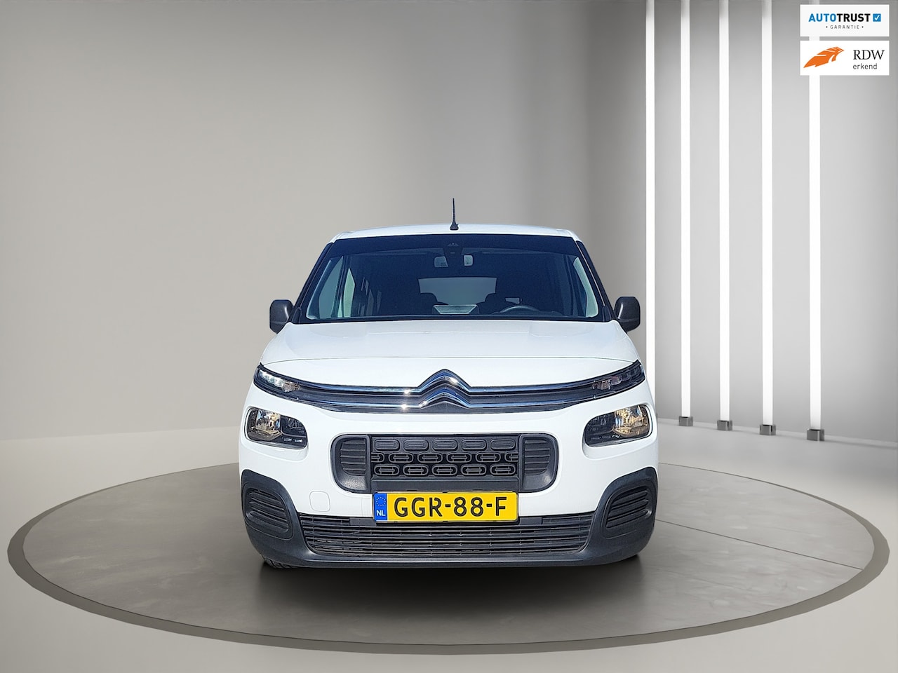 Citroën Berlingo XL - 1.2 PureTech Live 7p. 1.2 PureTech Live 7p. - AutoWereld.nl