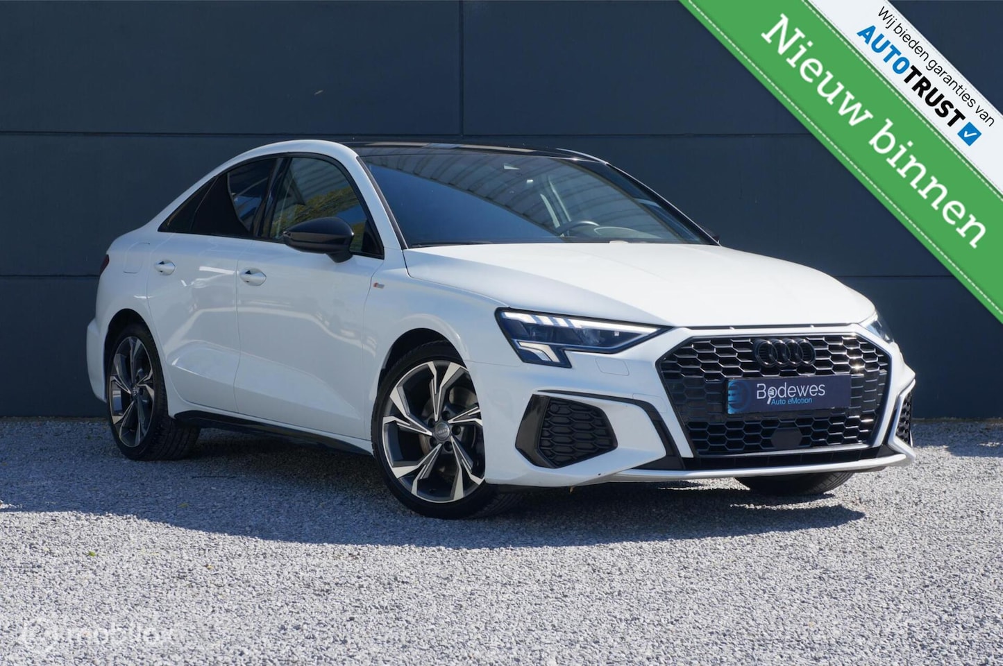 Audi A3 Limousine - 35 TFSI DSG S-Edition Matrix Led Navi 19'' - AutoWereld.nl