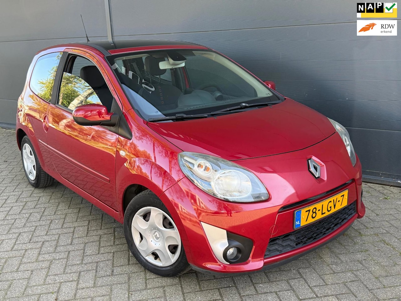 Renault Twingo - 1.2-16V Dynamique/Airco/cruise/panorama/Nw apk - AutoWereld.nl