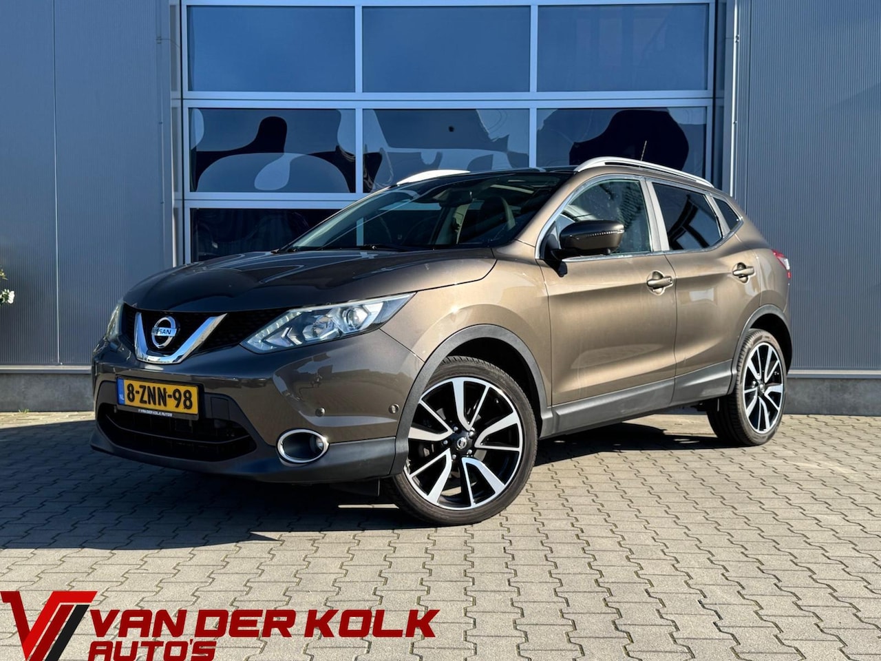 Nissan Qashqai - 1.2 Tekna Automaat | Panorama | Leder | LED | Camera | Navigatie | Stoelverwarming | Trekh - AutoWereld.nl
