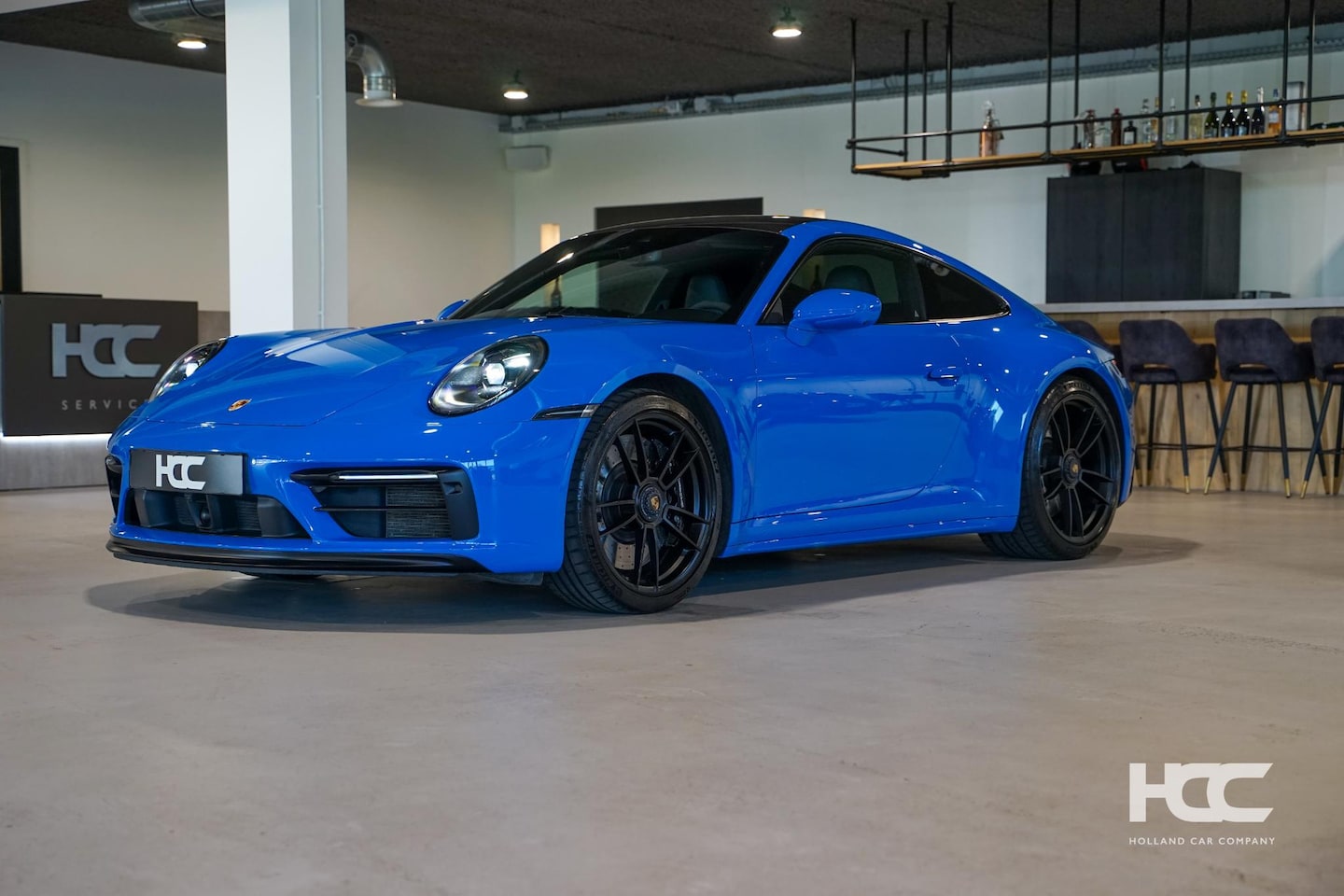 Porsche 911 - Carrera GTS | Shark Blue | 4wstuur | Carbondak | Approved 10/2028 - AutoWereld.nl