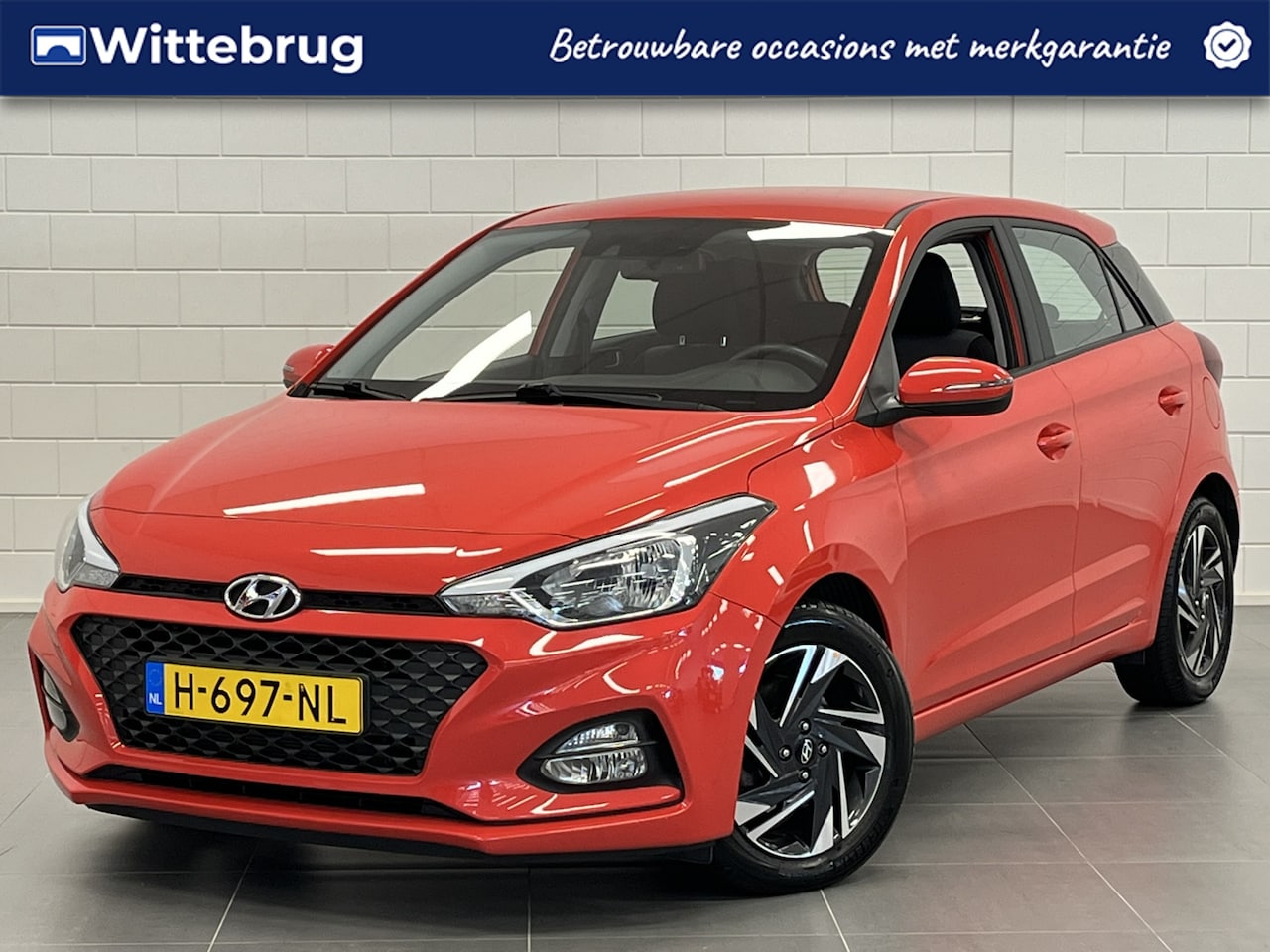 Hyundai i20 - 1.0 T-GDI Comfort APPLE/ ANDROID NAVIGATIE | PARKEERCAMERA | CLIMATE CONTROL | LAGE KILOME - AutoWereld.nl