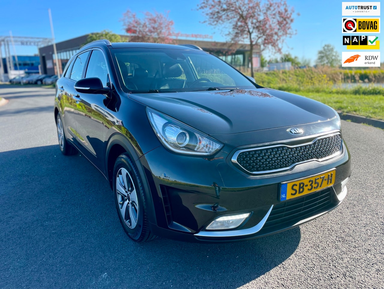 Kia Niro - 1.6 GDi Hybrid DynamicLine 1.6 GDi Hybrid DynamicLine, Aut, Cam, Carplay, Pdc, Navi, Cruise/Climate control, 1e eig a - AutoWereld.nl
