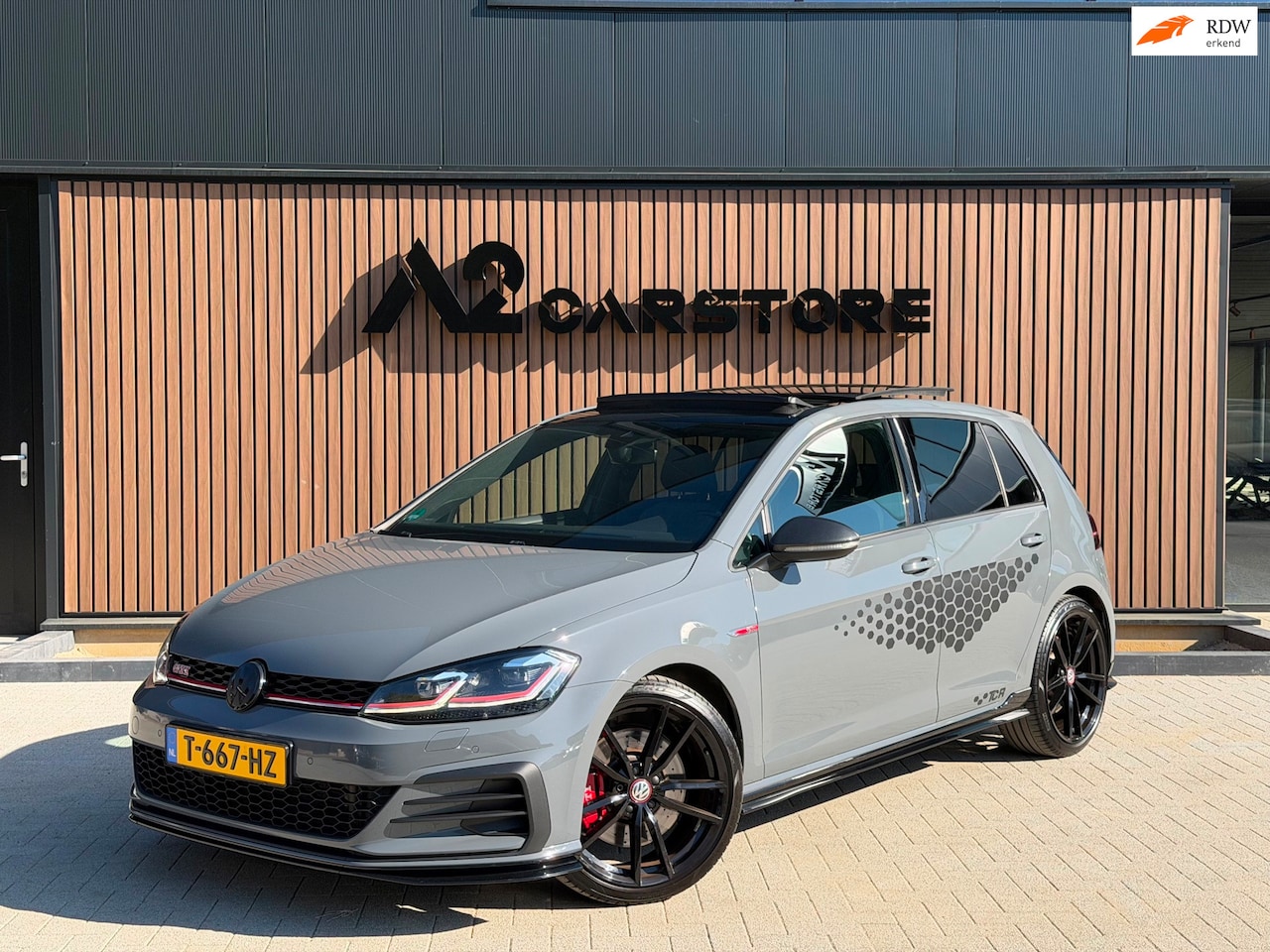 Volkswagen Golf - 2.0 TSI GTI TCR AKRAPOVIC NIEUWSTAAT! - AutoWereld.nl