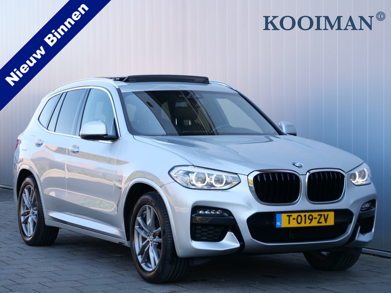 BMW X3 - xDrive20i High Executive 184 Pk Automaat M-Pakket / Navi / DAB / Apple Carplay / Trekhaak - AutoWereld.nl