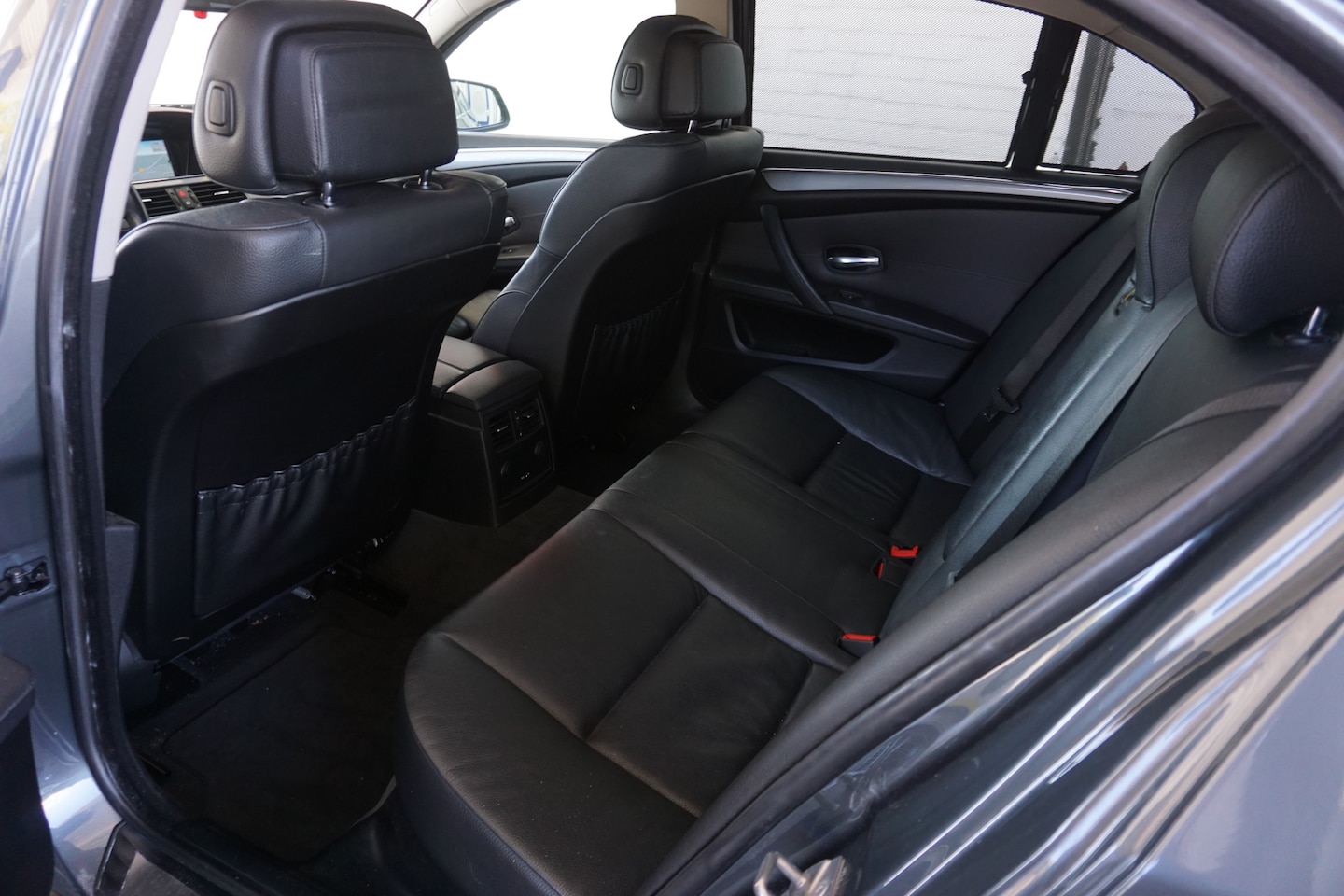 BMW 5-serie - 520i Leder | Sportstoelen | Navig | Goed onderhouden! - AutoWereld.nl