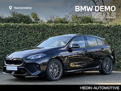 BMW 1-serie - 120 | M-Sport Pro | Panorama | Head-Up | Stoelverw. + Stuur verw. | 19'' | Comfort Access