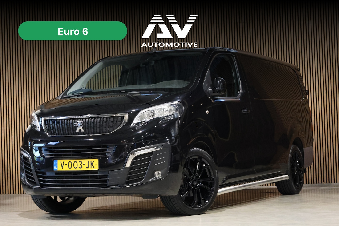 Peugeot Expert - 2.0 BlueHDI Premium | CarPlay | PDC | Lederen bekleding | Trekhaak | Betimmering | Cruise - AutoWereld.nl