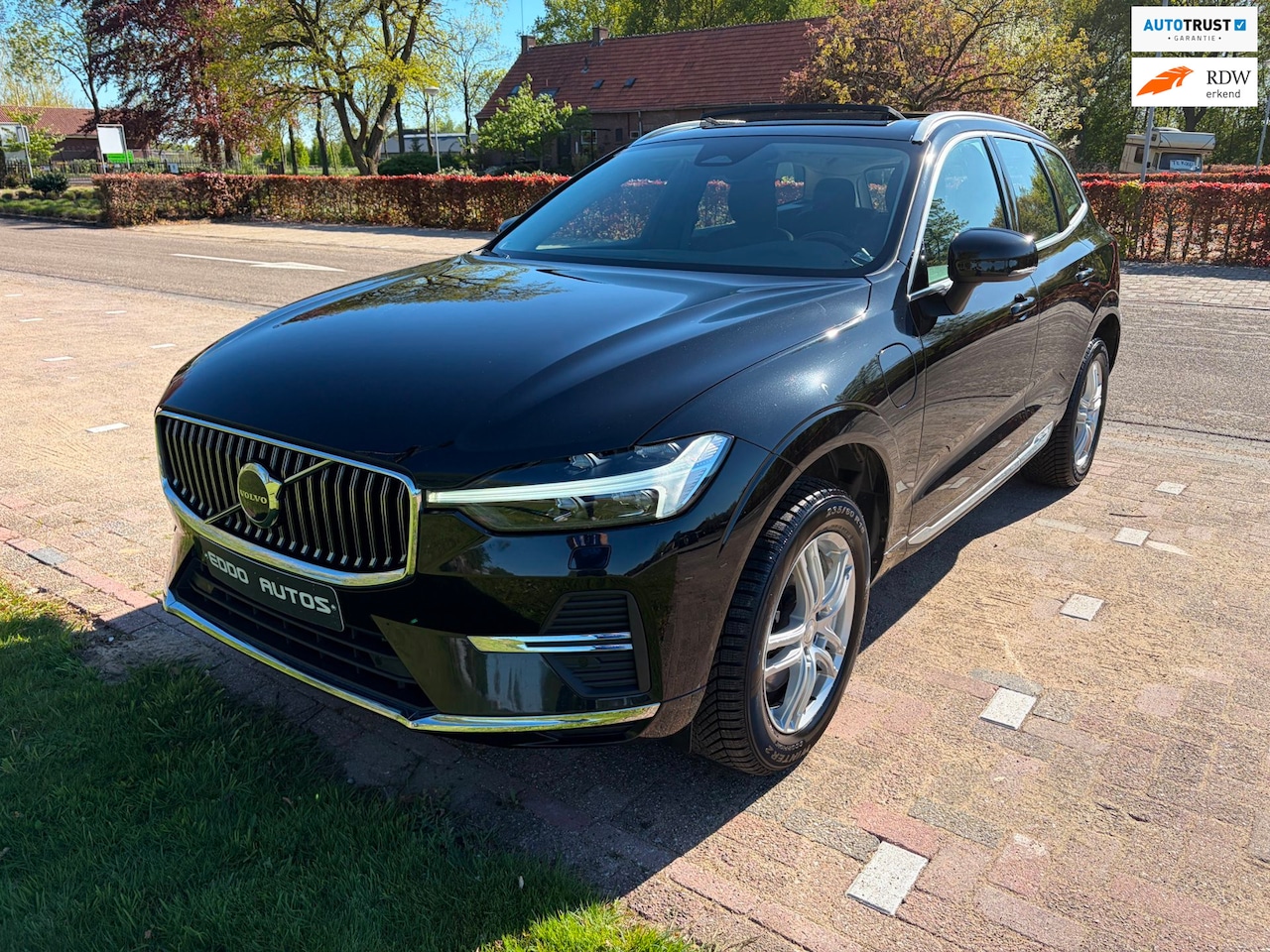 Volvo XC60 - 2.0 T6 Plug-in hybrid AWD Inscri/TrekH/Cam/Pano/Leer - AutoWereld.nl