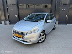 Peugeot 208 - 1.2 VTi Allure Airco APK Cruise Navi Weinig KM