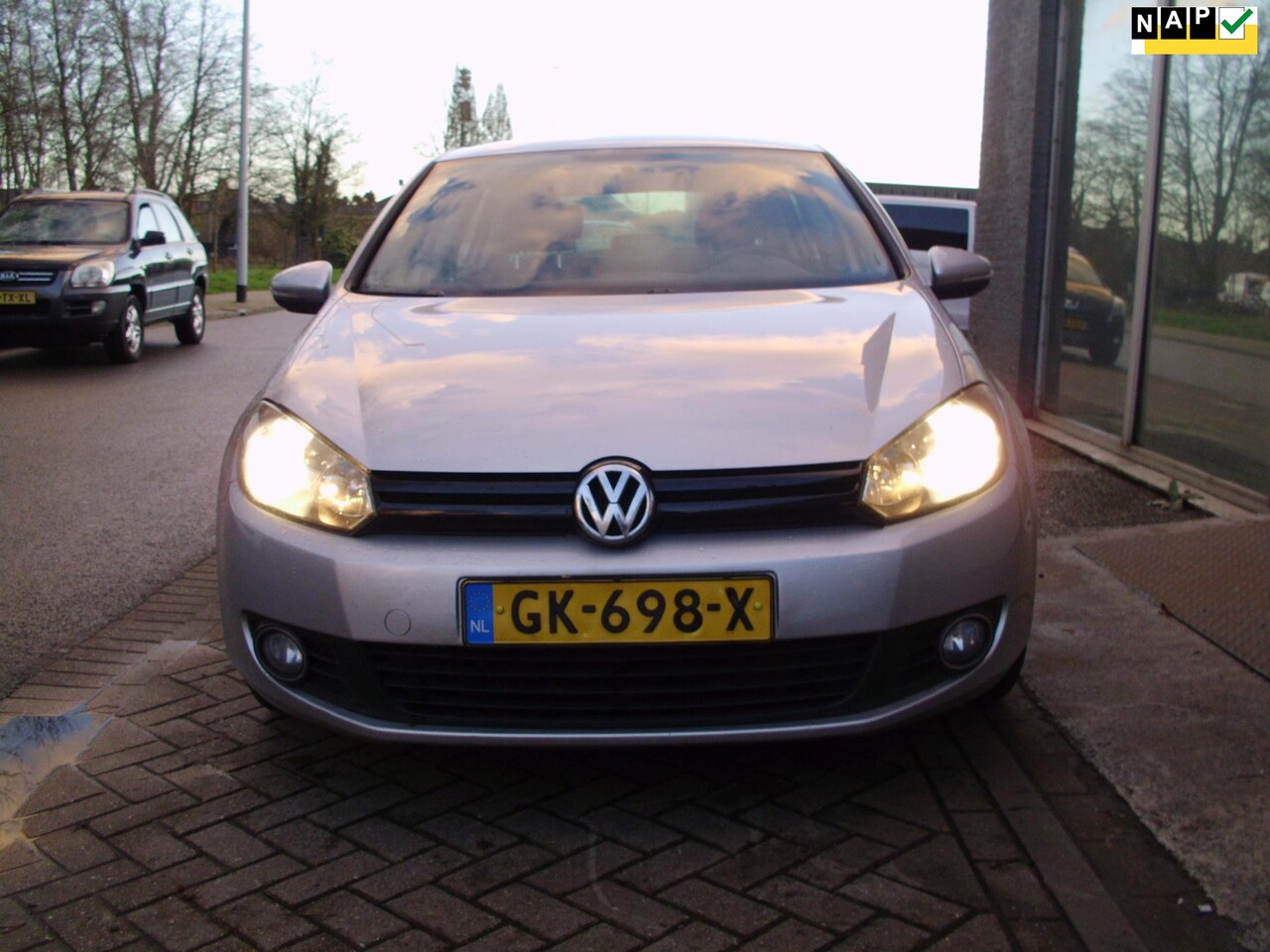 Volkswagen Golf - 1.6 TDI BlueMotion MET AIRCO NVAI 2012 apk 05-2027 - AutoWereld.nl