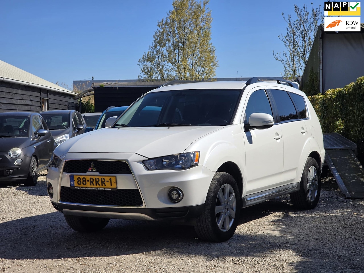 Mitsubishi Outlander - 2.0 Intro Edition Trekhaak/Bluetooth/Cruise - AutoWereld.nl