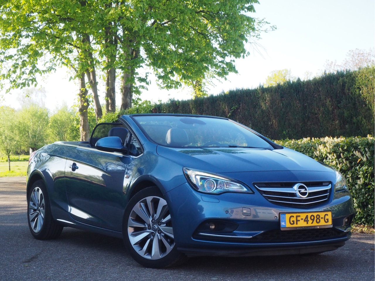 Opel Cascada - 1.6 Turbo Cosmo - NIEUWE KAP - LEDER - AutoWereld.nl