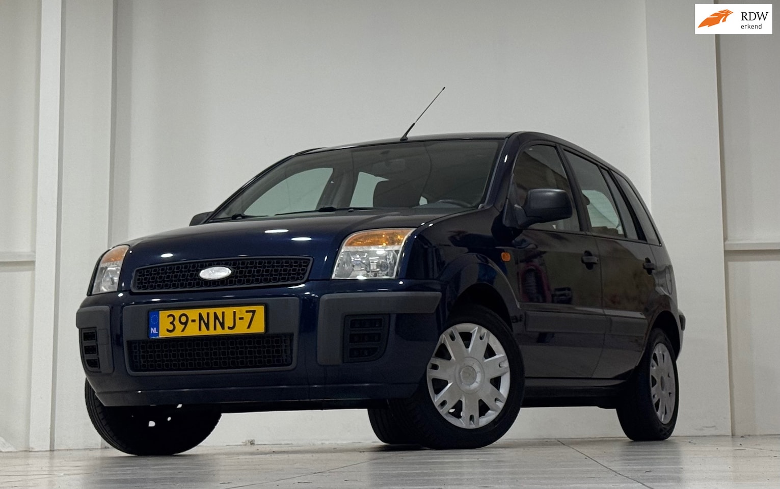 Ford Fusion - 1.4i 16V Cool & Sound 3e Eigenaar APK 11-11-2026 Garantie - AutoWereld.nl