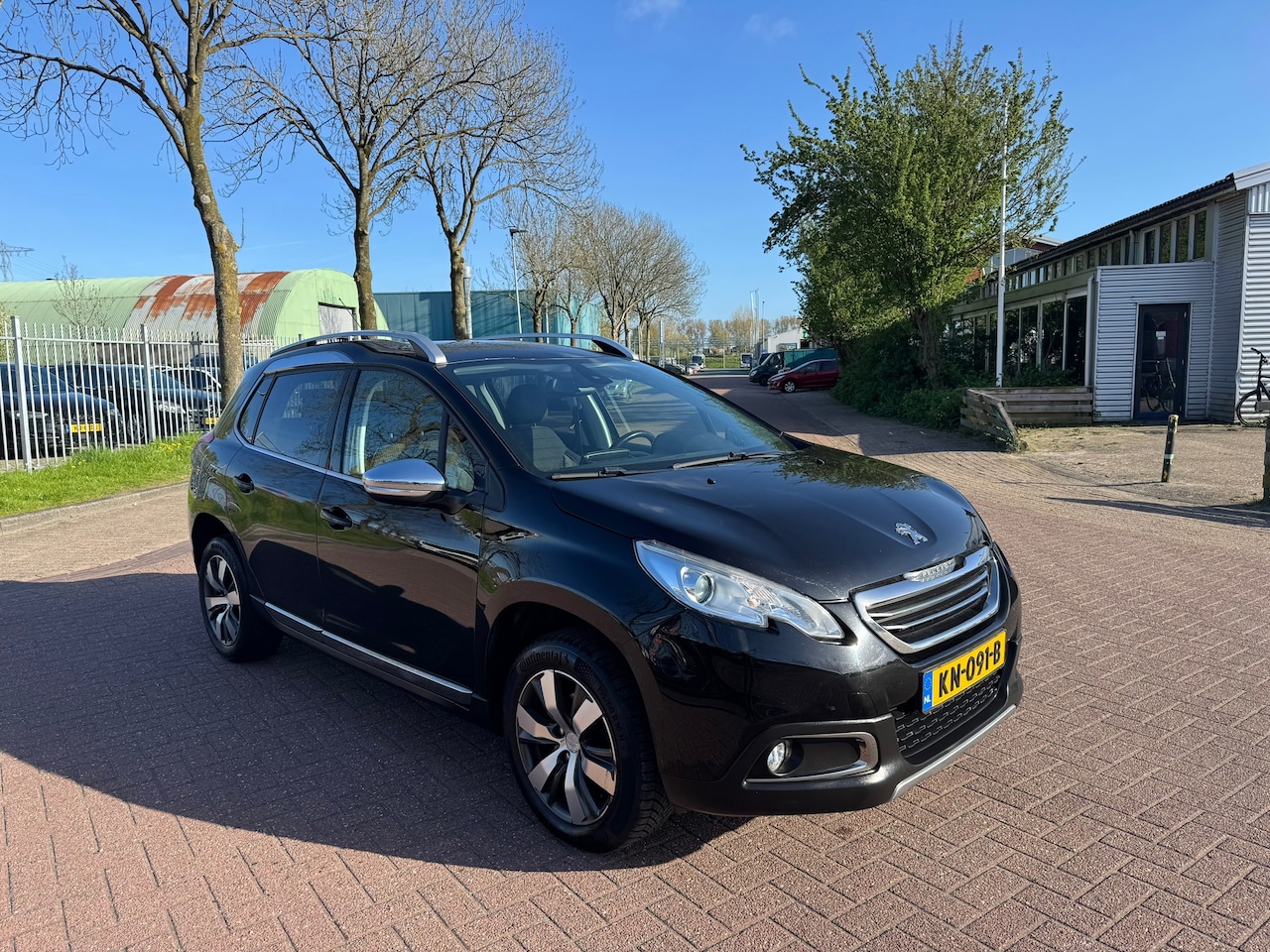 Peugeot 2008 - 1.6 e-HDi Allure 1.6 e-HDi Allure - AutoWereld.nl
