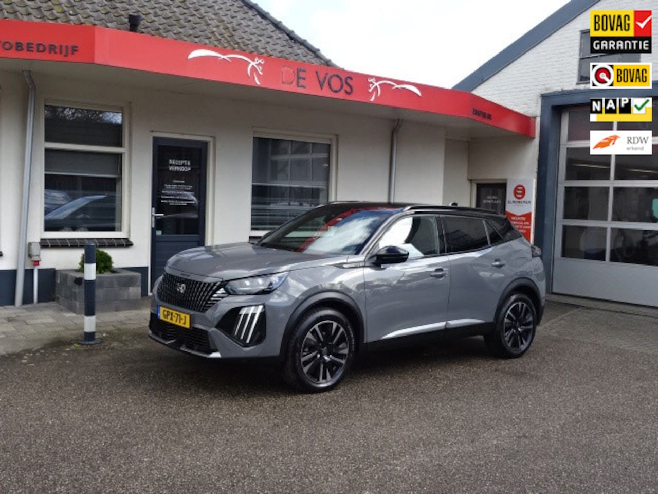 Peugeot 2008 - 1.2 Hybrid 136 GT 1.2 Hybrid 136 GT - AutoWereld.nl