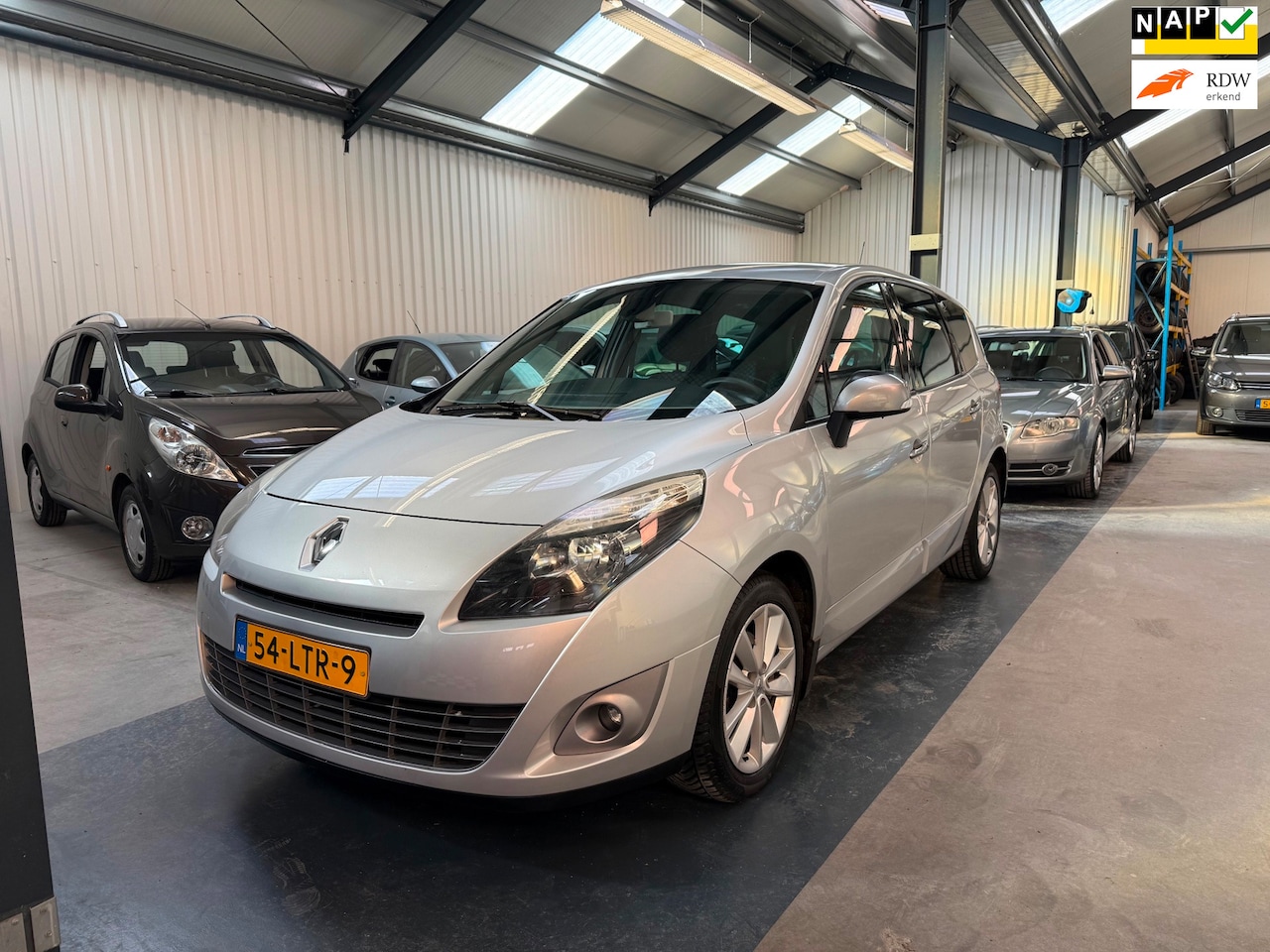 Renault Grand Scénic - 2.0 Celsium AUTOMAAT/CLIMA/NAP/APK - AutoWereld.nl