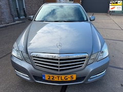 Mercedes-Benz E-klasse - 200 CGI Edition Sport ))) RIJDT ALS NIEUWE ))))
