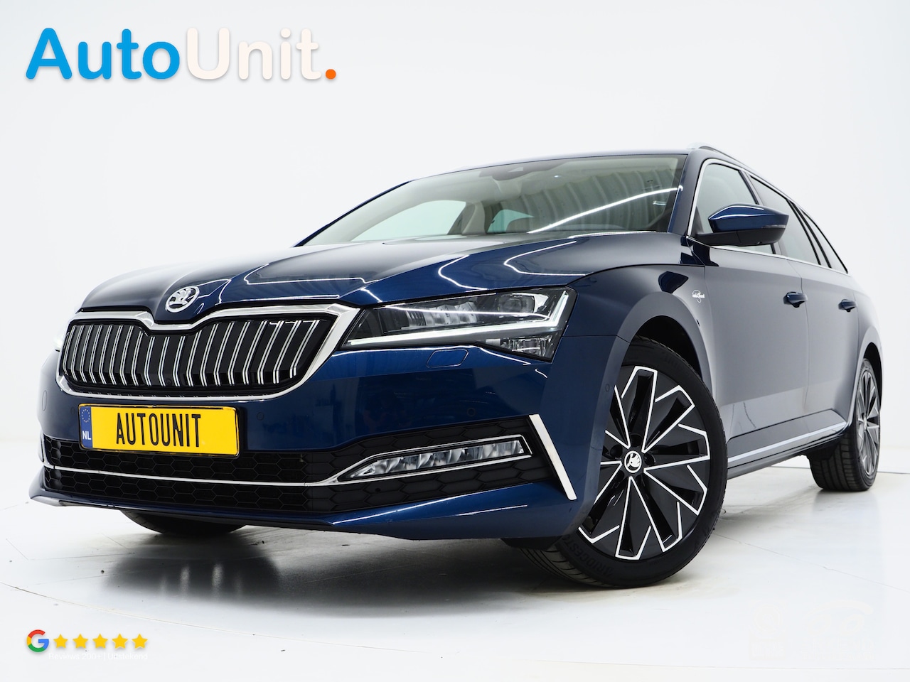 Skoda Superb Combi - 1.4 TSI iV Laurin & Klement | Trekhaak | Leder | Canton | 360 | Keyless | Adaptive Cruise - AutoWereld.nl