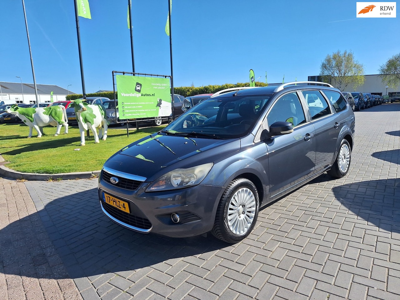 Ford Focus Wagon - 2.0 Titanium / Keurige Auto / APK t/m maart 2027 - AutoWereld.nl