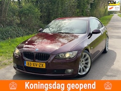 BMW 3-serie Coupé - 325i High Executive | 6 Cilinder + Half/Leder + Navi Nu € 6.975,