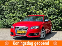 Audi A3 Sportback - 2.0 TFSI S3 Quattro Ambition Fabrieksnieuw 13.000KM NAP Eerste Eigenaar|