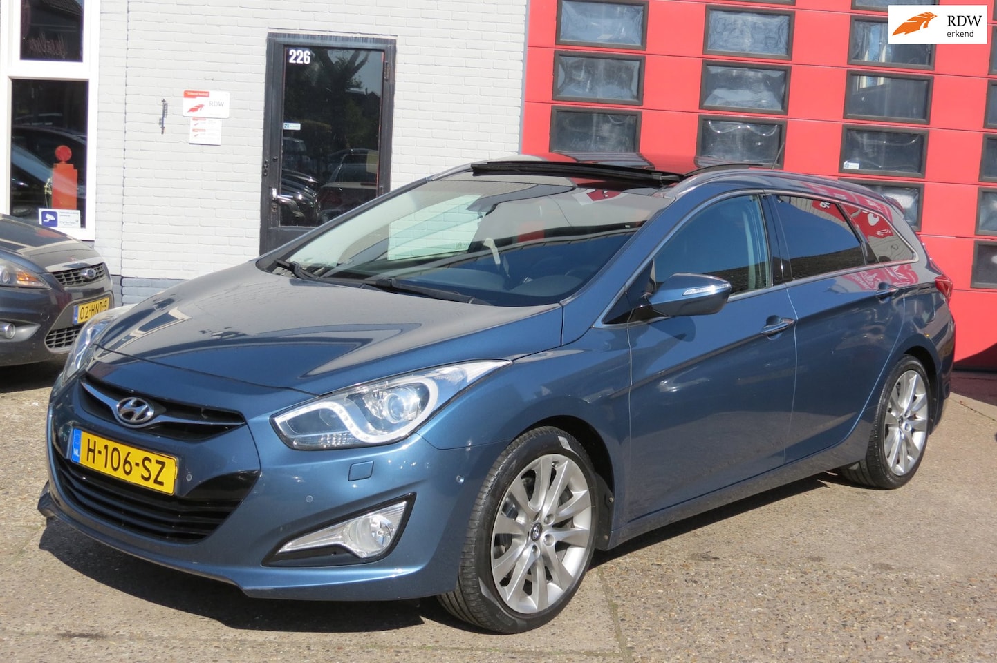 Hyundai i40 Wagon - 2.0 GDI i-Catcher 2.0 GDI i-Catcher , FULL OPTIONS !!! - AutoWereld.nl