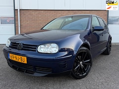 Volkswagen Golf - 1.6-16V Ocean 17INCH/AIRCO/SPORT