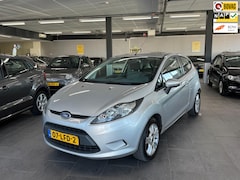 Ford Fiesta - 1.25 Limited airco elektrische pakket lm-velgen parkeersensoren 137 dzkm nl auto
