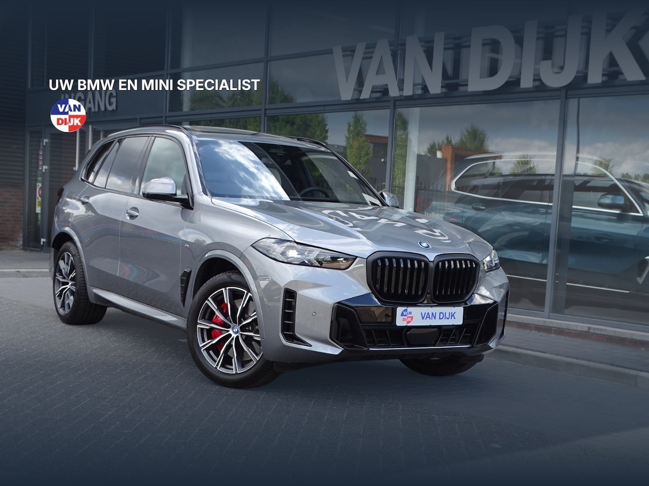 BMW X5 - xDrive50e M Sportpakket Pro. Pano.Dak Elek.trekhaak Adap.LED -Soft.Close Harman-Kardon Coc - AutoWereld.nl